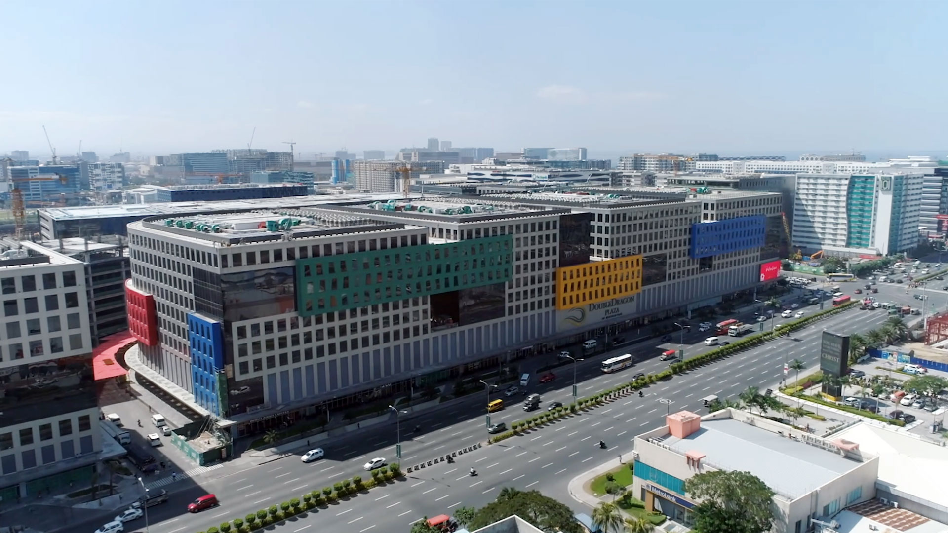 DOUBLE DRAGON PASAY CITY<br/> <br/>
Location: TAGUIG CITY, BGC<br/>
Services: LEED<br/>
Client: Alveo Land Corporation<br/>